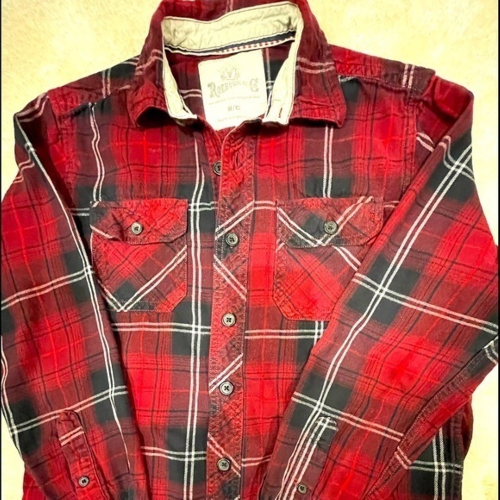 Roebuck & C- pre loved button-down long sleeve Red Plaid shirt (KB-1A)
